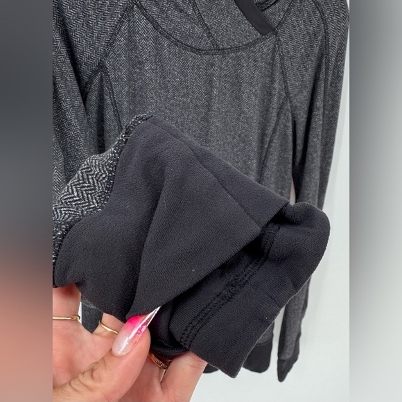 Lululemon Think Fast Pullover Hoodie - Picture 6 of 16